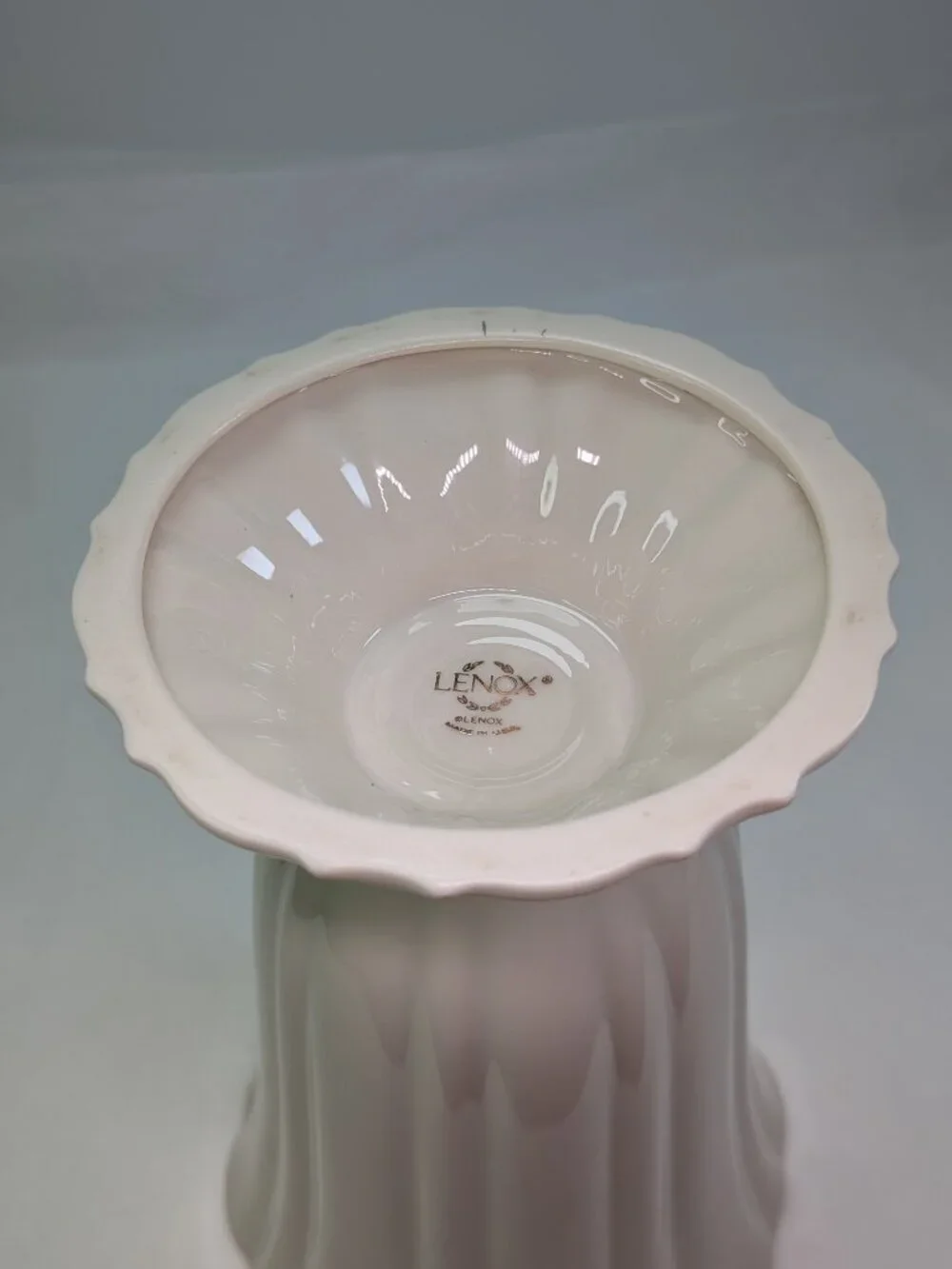 Lenox Fine China Fluted Pedestal Vase Cream 24K Gold Trim Accent Floral Holder